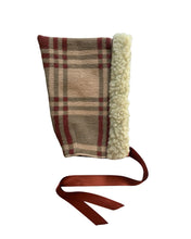 Load image into Gallery viewer, Pixie Bonnet Hood
